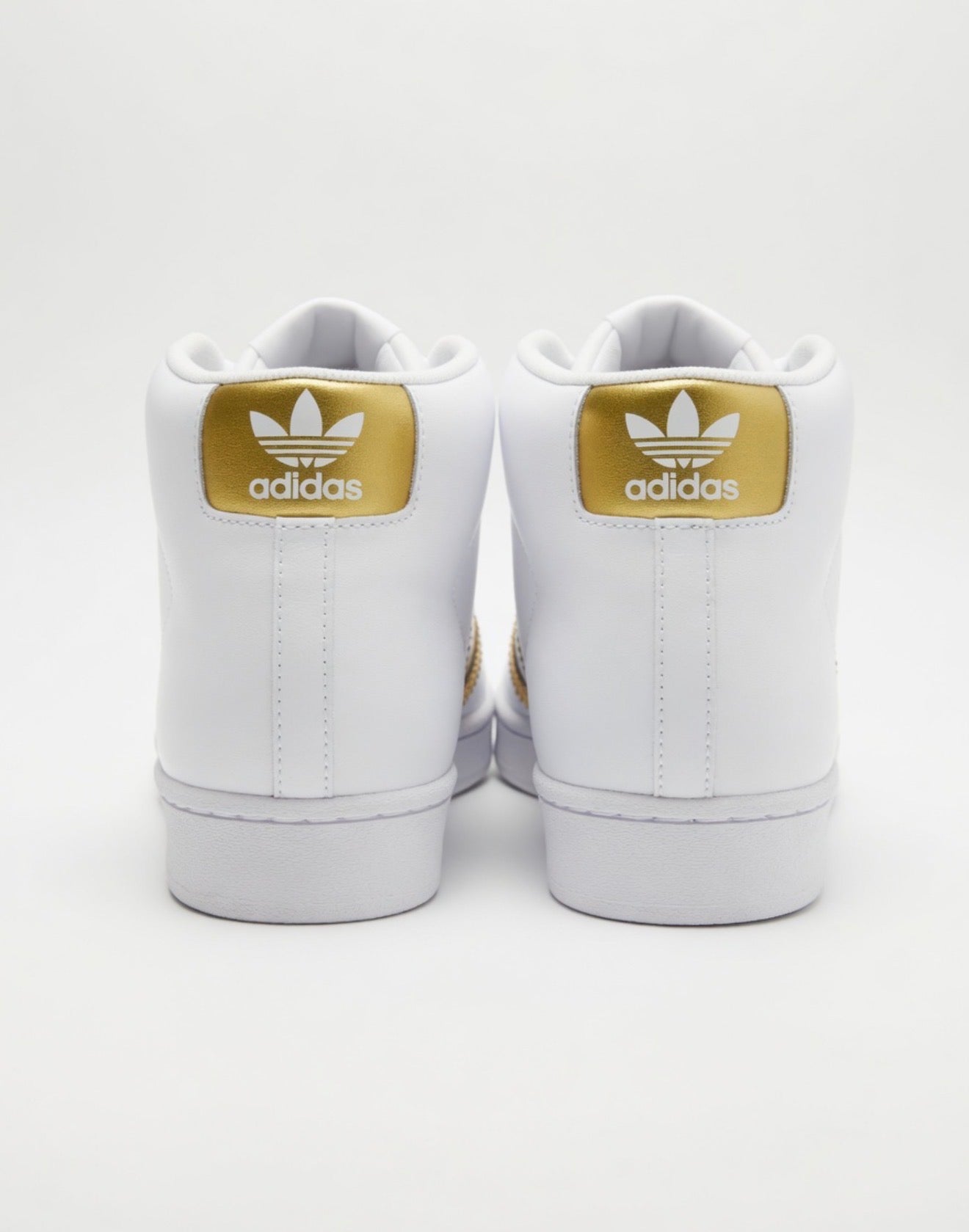 Adidas Superstar White & Gold Sneakers – Men’s Size 10