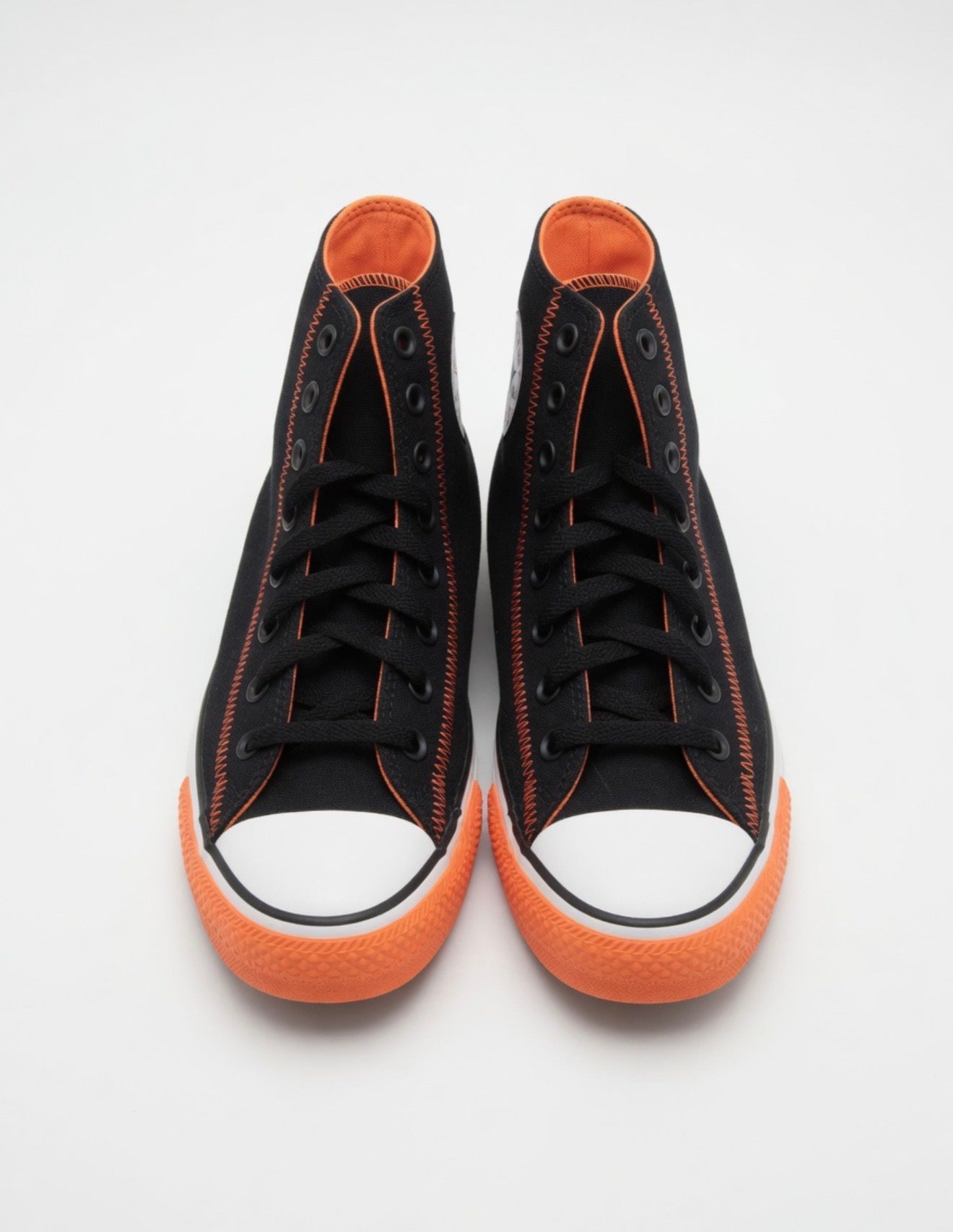 Classic Black & Orange High-Top Converse Sneakers Men’s Size 10.5