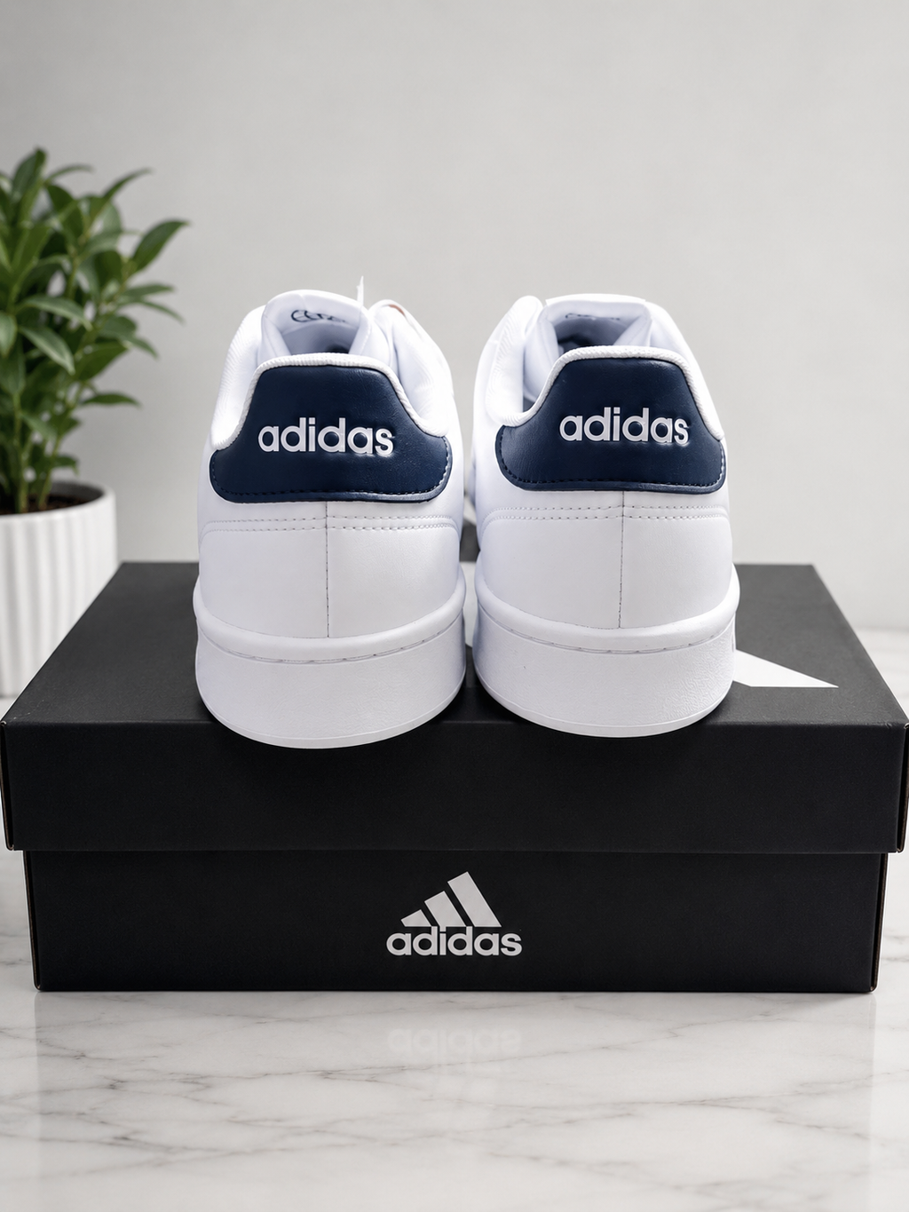 Adidas Advantage Base 2.0 Men’s Sneakers Size 13 White/Navy