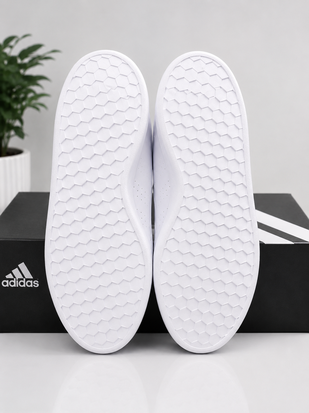 Adidas Advantage Base 2.0 Men’s Sneakers Size 13 White/Navy