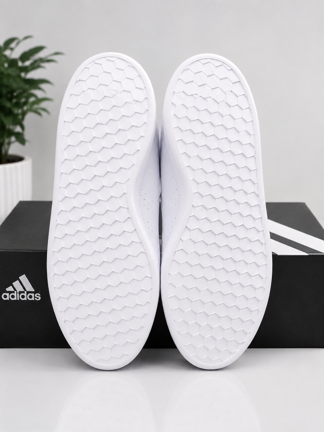 Adidas Advantage Base 2.0 Men’s Sneakers Size 13 White/Navy