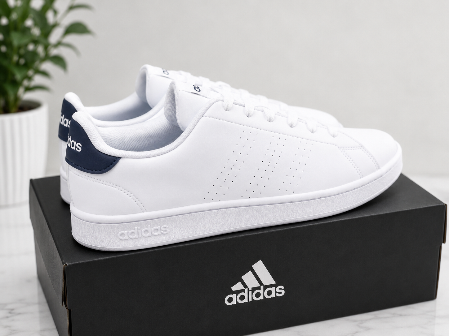 Adidas Advantage Base 2.0 Men’s Sneakers Size 13 White/Navy