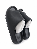 adidas Yeezy Slide Onyx Black Men’s Size 11 New Without Box Authentic